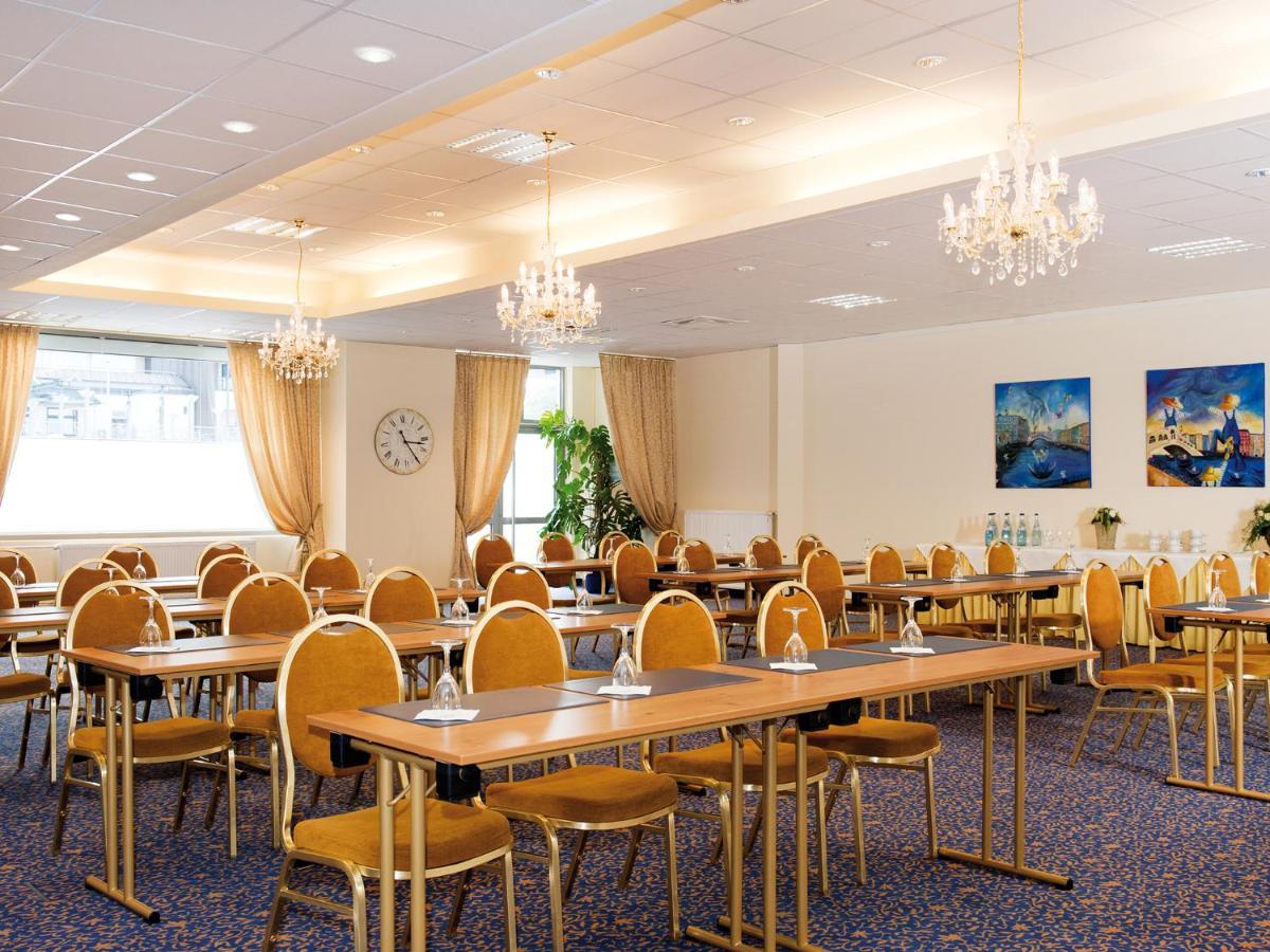 Victor'S Residenz-Hotel Saarlouis Ngoại thất bức ảnh