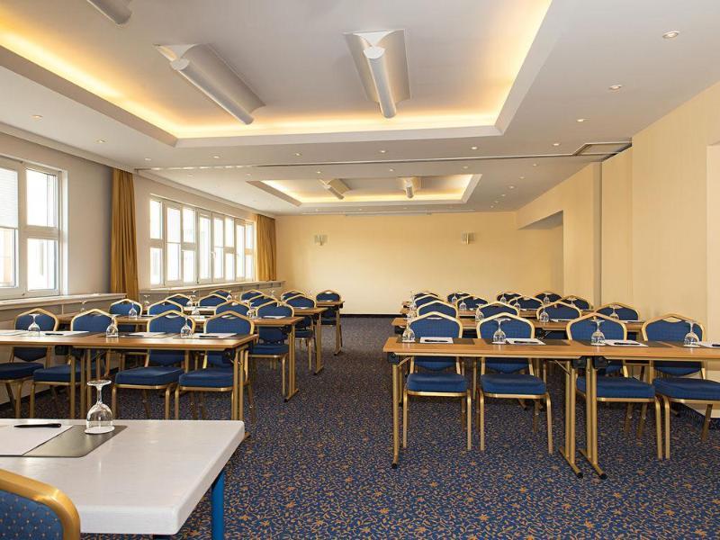 Victor'S Residenz-Hotel Saarlouis Ngoại thất bức ảnh